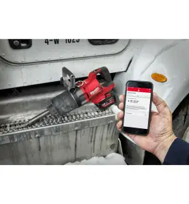 M18 ONEFHIWF1D-0C - Boulonneuse à chocs FUEL Carré 1'' avec poignée en D et nez long, 18V, Bluetooth, 2576 / 2711Nm, sans batt