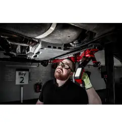 M12 UCL-0 - Éclairage d'inspection de châssis 12V, sans batterie, 1200 Lumens
