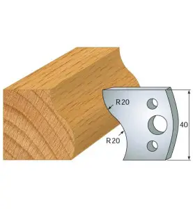 Jeu De 2 Fers Profiles Acier Ht.40Mm N°009 ref 800.009 Leman