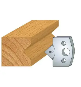 Jeu De 2 Fers Profiles Acier Ht.40Mm N°035 ref 800.035 Leman