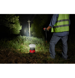 M18 Ursl-0 - Projecteur Motorisé 18V One-Key, Sans Batterie, 4250 Lumens  4933498303 Milwaukee