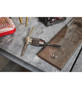 Set De Tarauds Et Filières Metriques 17 Pcs 4932498720 Milwaukee