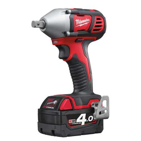 Vente de M18 BIW12-402C - Boulonneuse à chocs compacte, 240 NM, Carré 1/2'', 18V, 4,0 Ah, 2 Vitesses Milwaukee, numéro 15050 / m