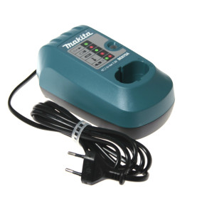 Vente de Chargeur dc07sa li-ion 7,2v acc.makita, numéro 22004 / makita-accessoires_194328-7 à 55,59 €HT soit 66,70 €TTC. 