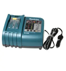 Vente de Chargeur dc18se automobile acc.makita, numéro 22016 / makita-accessoires_194622-7 à 188,26 €HT soit 225,91 €TTC. 