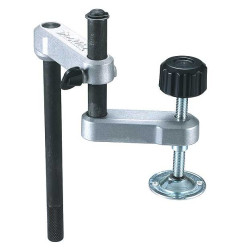 Vente de Etau vertical articule acc.makita, numéro 22655 / makita-accessoires_122854-6 à 23,84 €HT soit 28,61 €TTC. 