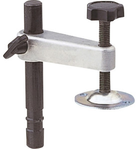 Vente de Etau cpl acc.makita, numéro 22660 / makita-accessoires_JM23100502 à 6,08 €HT soit 7,30 €TTC. 