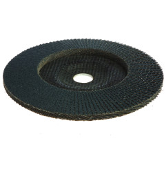 Vente de Multi-disque 125 gr80 met noir acc.makita, numéro 24573 / makita-accessoires_D-27501 à 4,68 €HT soit 5,61 €TTC. 