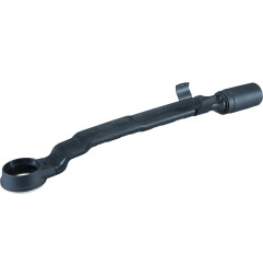 Vente de Adaptateur d'aspiration cpl acc.makita, numéro 24743 / makita-accessoires_196022-7 à 4,68 €HT soit 5,61 €TTC. 