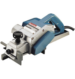 Rabot 950 W 82 mm  Makita ref 1100