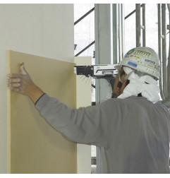 Visseuse automatique 470 W 4 x 45 à 75 mm MAKITA 6844