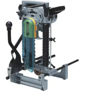 Mortaiseuse à chaîne 1140 W Makita ref 7104L
