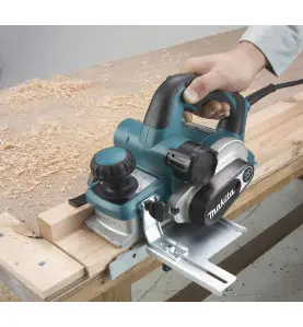 Rabot 1050 W 82 mm Makita ref KP0810CJ