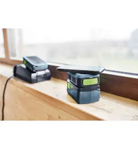 Chargeur de téléphone portable PHC 18